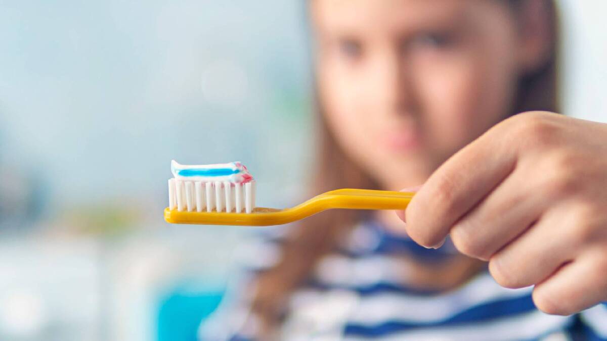 Вы точно об этом не знали: вот зачем придумали зубную пасту с разноцветными полосками