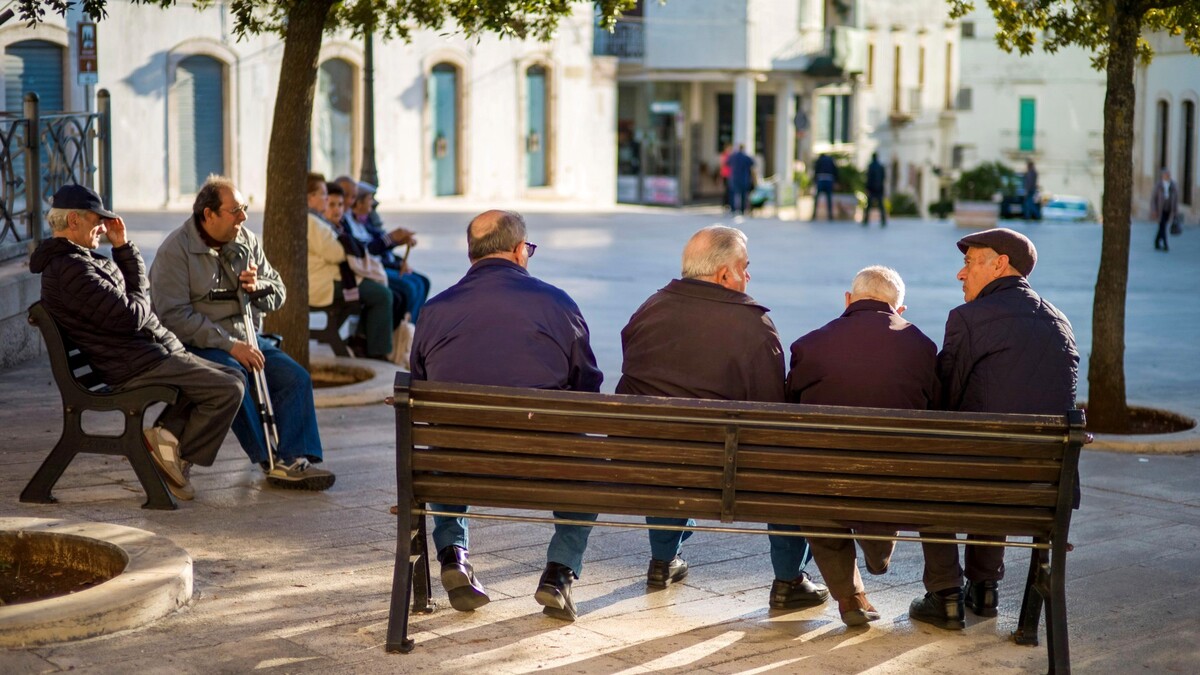 Ради отдыха и спокойствия: россияне назвали лучшие для пенсионеров города