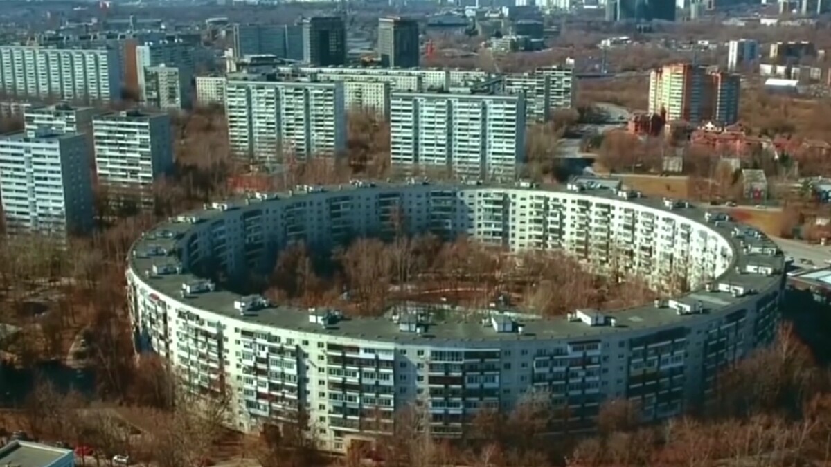 Почему в СССР строили круглые дома? В жарком споре поставлена точка