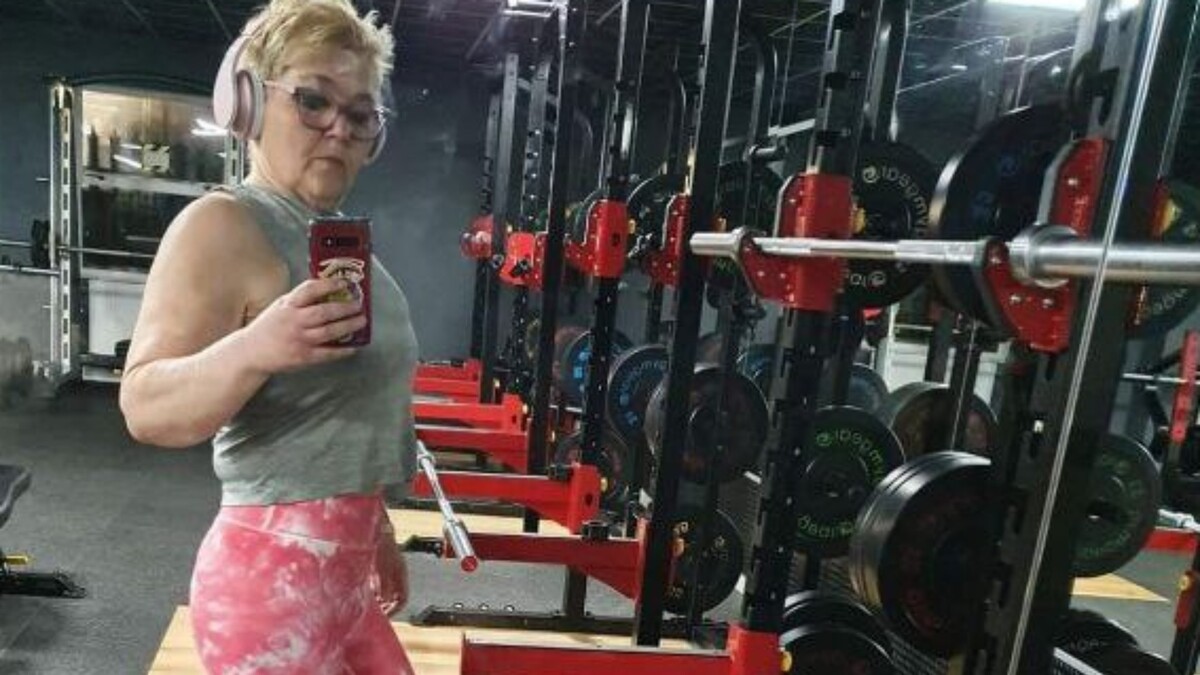Вот это характер: пенсионерка увлеклась «мужским спортом» и сбросила 114 килограммов (фото)