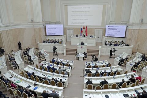 Макаров может сделать дочь «инструментом» контроля в парламенте