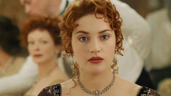 Роуз из «Титаника» кардинально изменилась ради фильма: посмотрите на ее фото до съемок