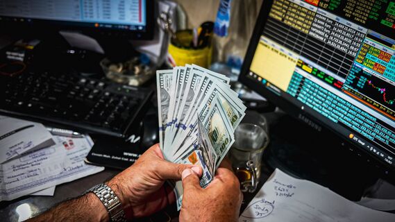 Когда доллар вырастет до 120 рублей: экономист назвал конкретные сроки
