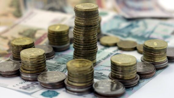 Падение не остановить: почему рост ключевой ставки рублю — что «мертвому припарка»