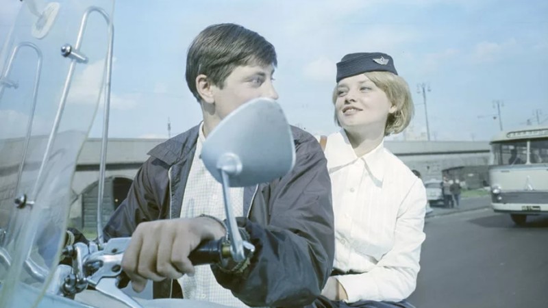 Стюардессы советского кино: пять самых известных героинь-бортпроводниц - image 1
